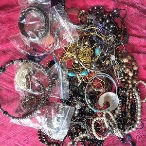 Elegant Multi-Color Jewelry Set